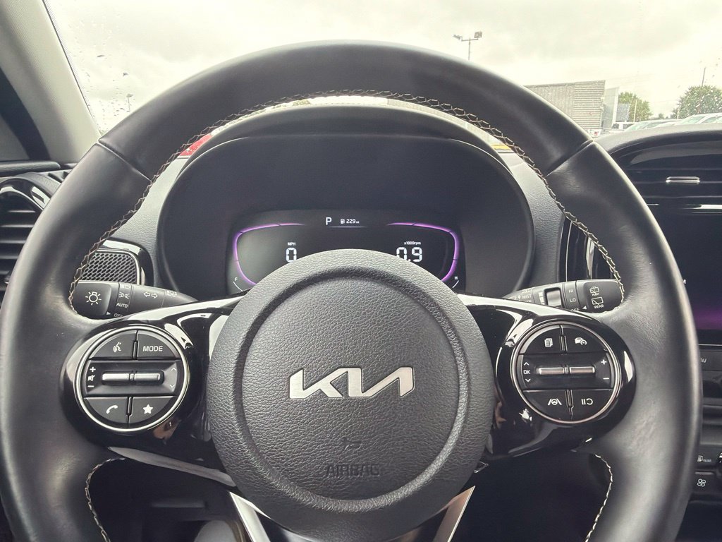 Used 2024 Kia Soul GT-Line FWD image 16