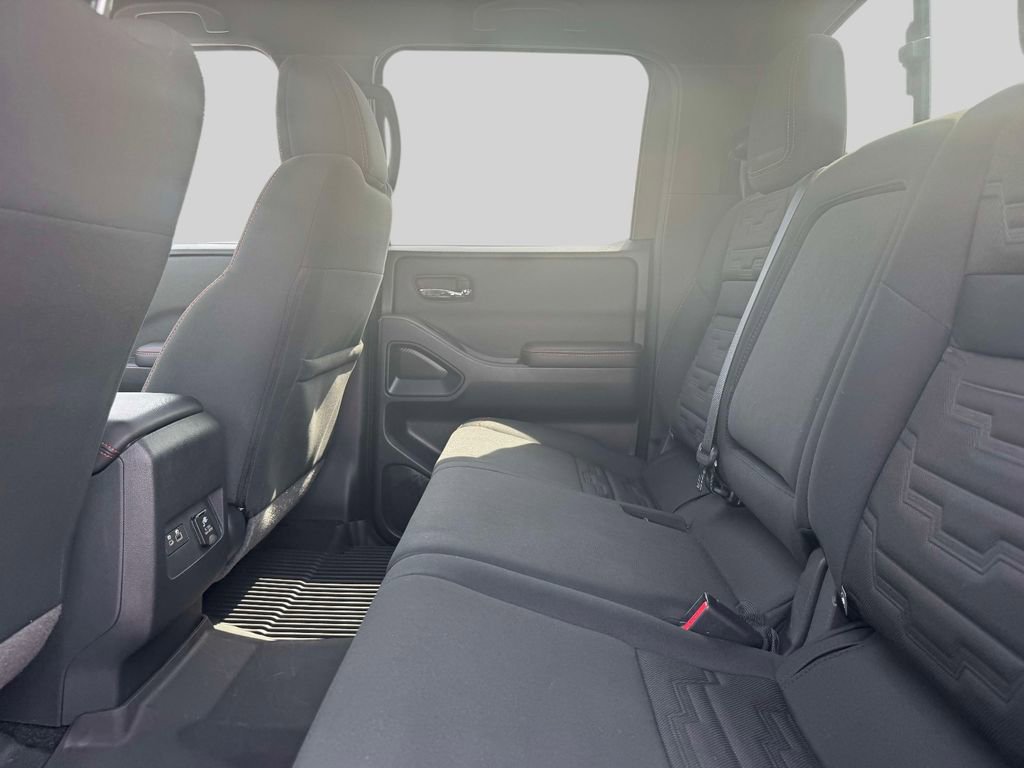 Used 2023 Nissan Frontier PRO-4X w/ Pro Convenience Package AWD/4WD image 11