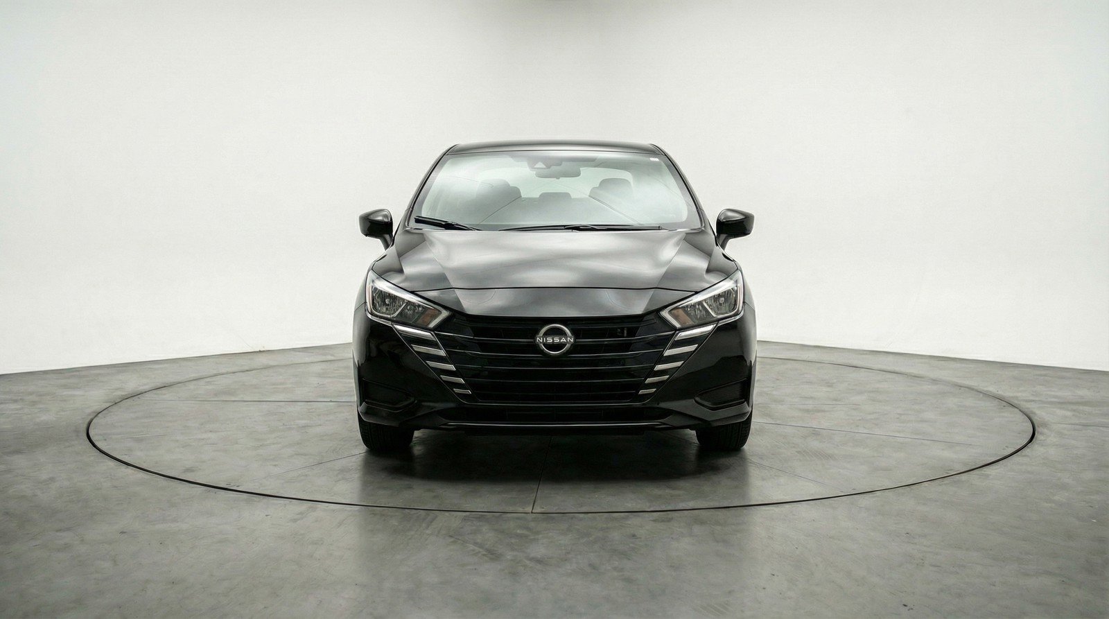 Used 2025 Nissan Versa SV FWD image 2
