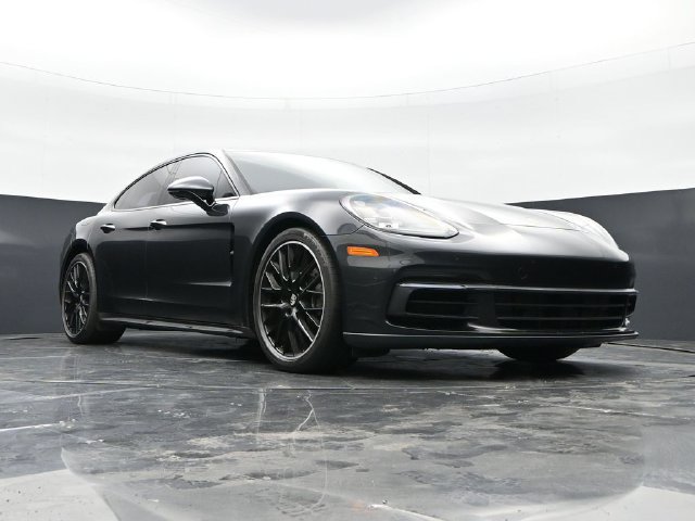 Used 2020 Porsche Panamera 4 AWD/4WD image 44