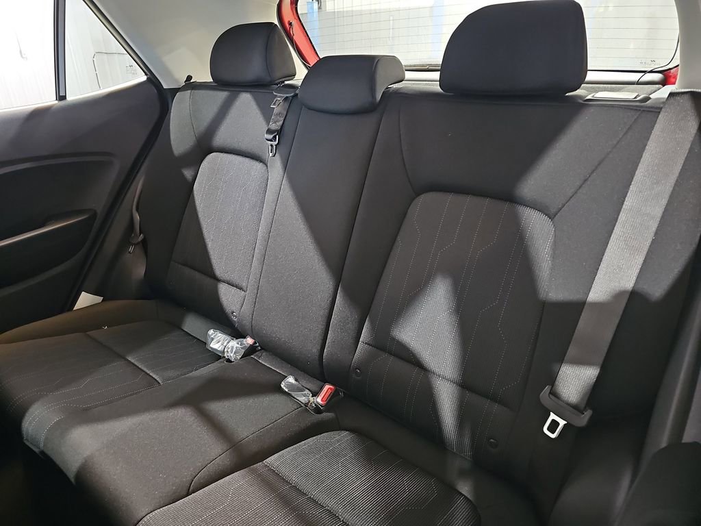 New 2026 Hyundai Venue SE image 13