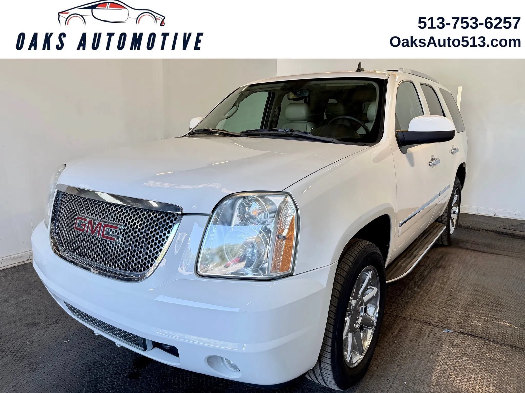 Used 2012 GMC Yukon Denali AWD/4WD image 1