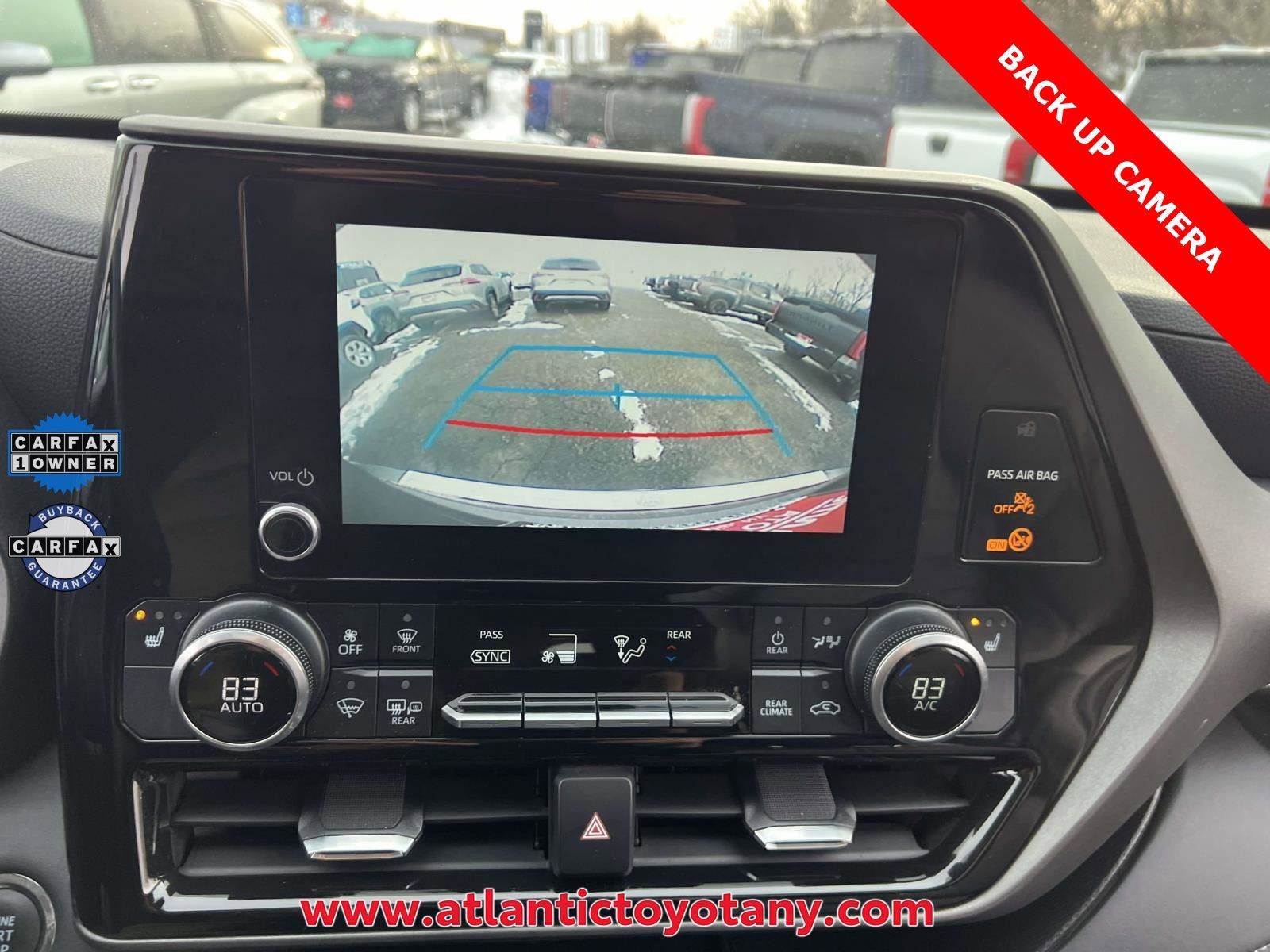 Used 2023 Toyota Highlander XLE image 10