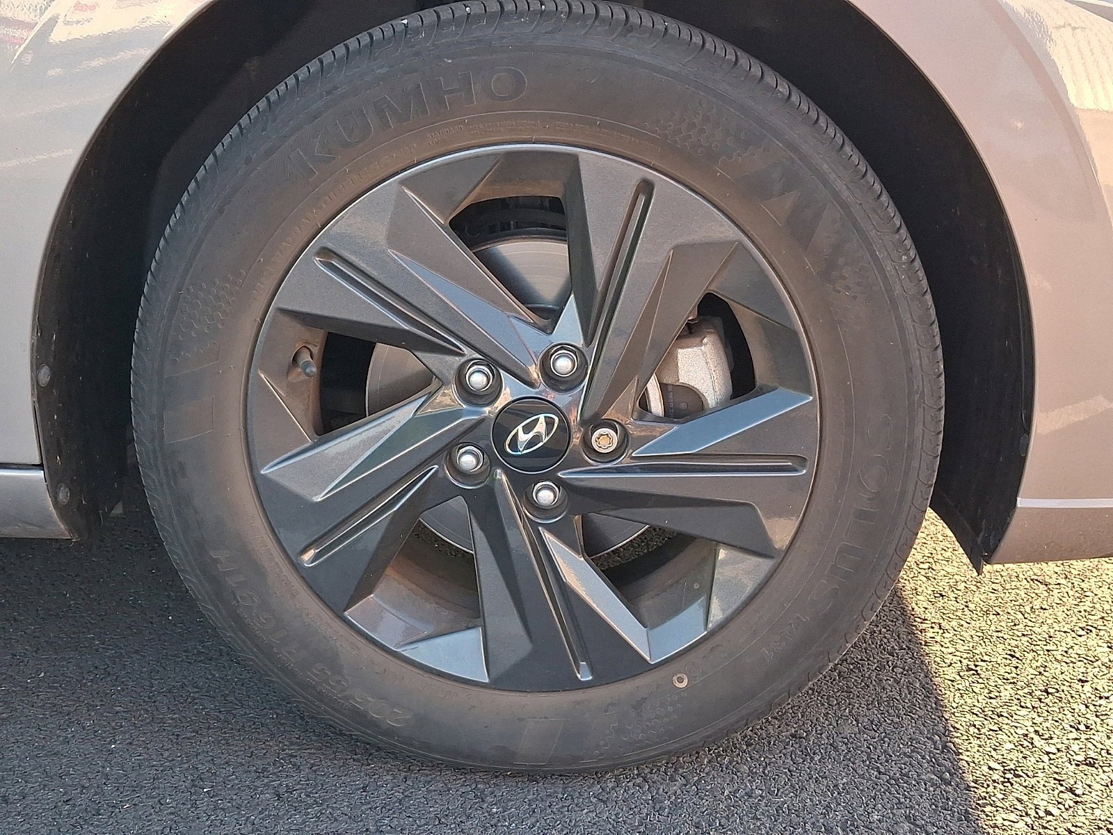 Used 2023 Hyundai Elantra SEL FWD image 4