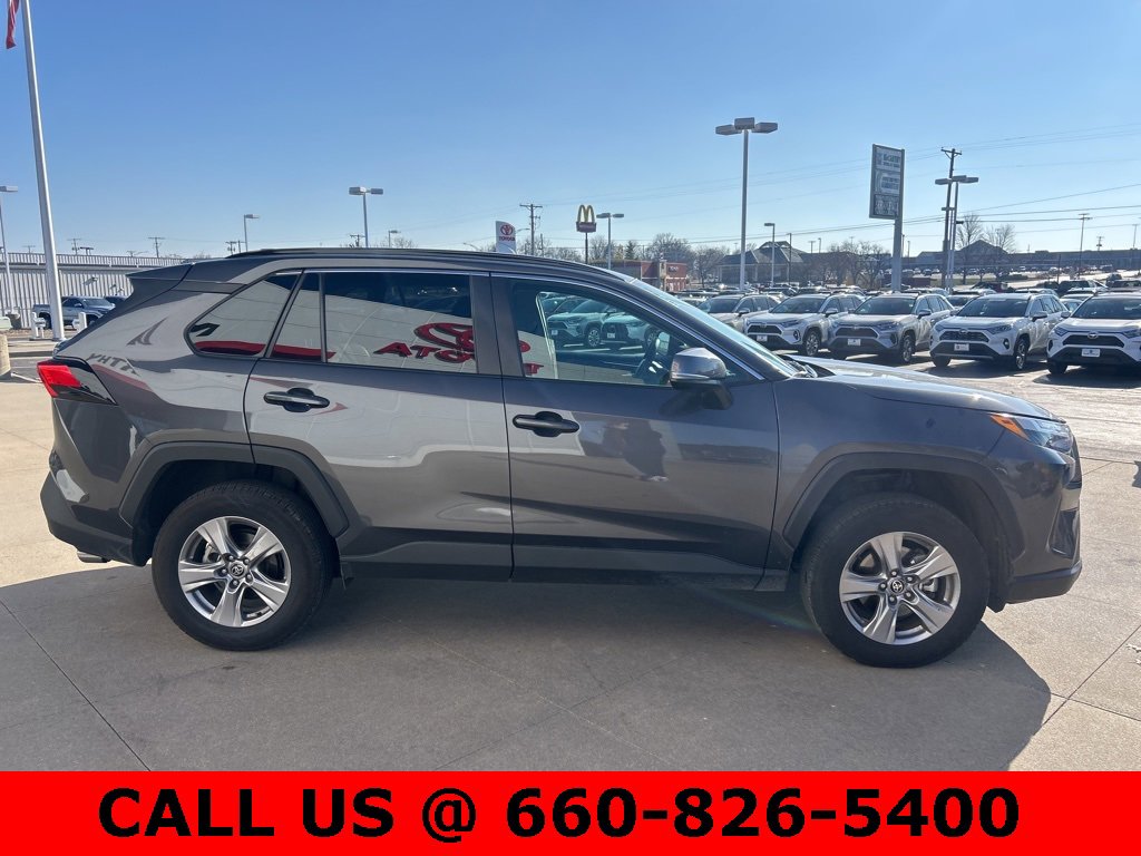 Used 2025 Toyota RAV4 XLE image 4