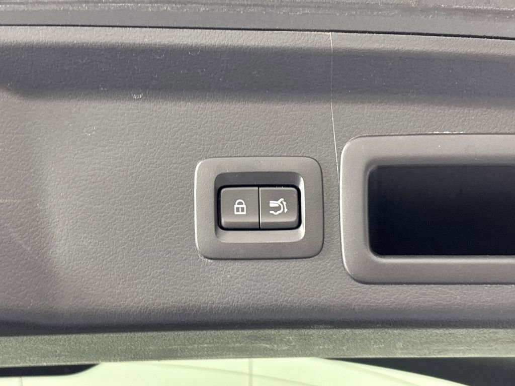 Used 2022 MAZDA CX-30 AWD 2.5 S w/ Premium Package image 32