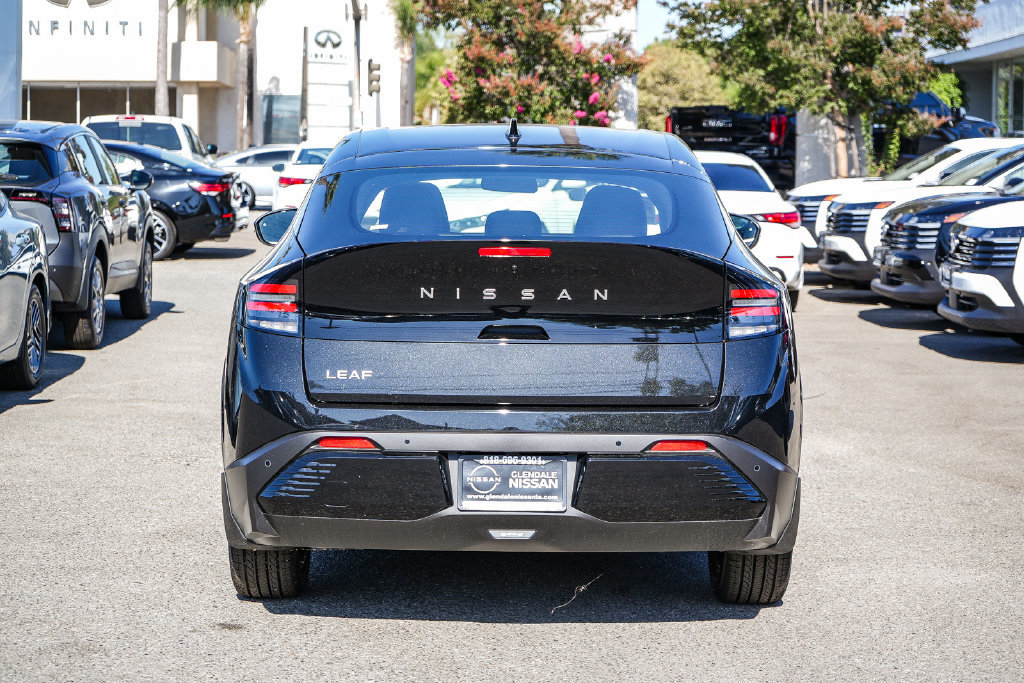 New 2026 Nissan Leaf SV+ w/ Floor Mat Package (SV+) FWD image 7