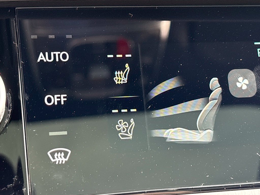 New 2027 Genesis GV70 2.5T Sport Prestige AWD/4WD image 17