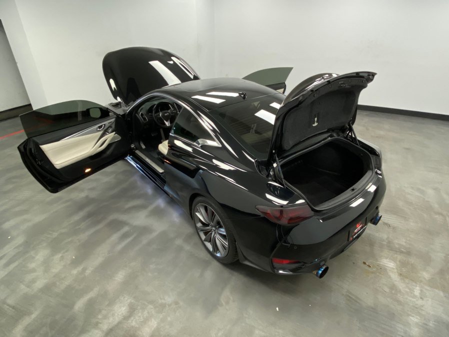 Used 2018 INFINITI Q60 Red Sport 400 w/ Pro Active Package image 45