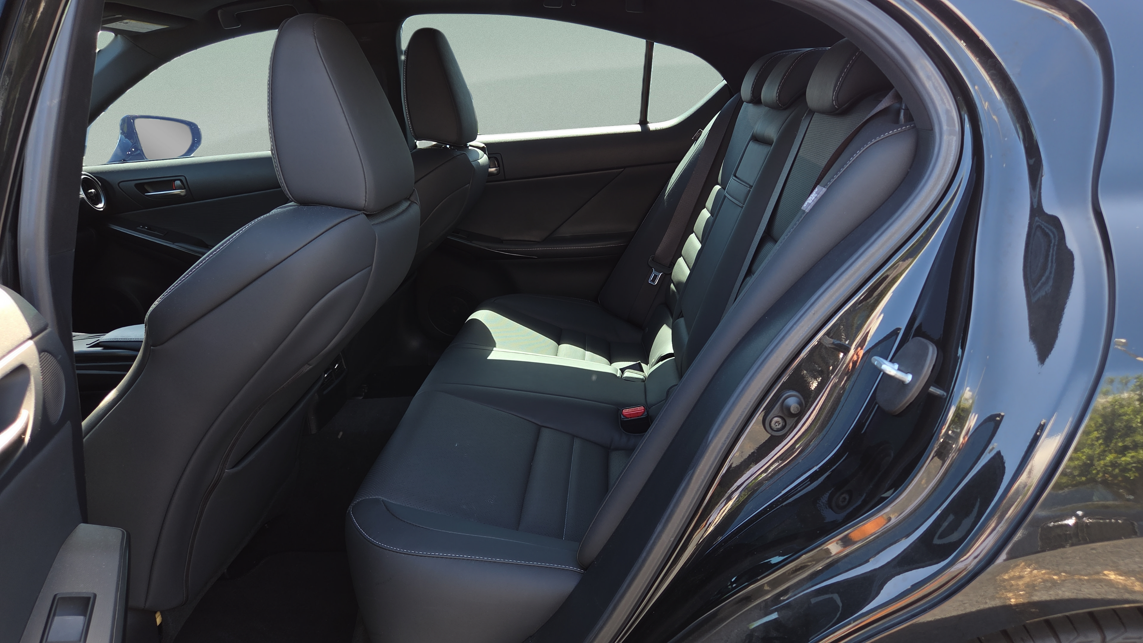 Used 2022 Lexus IS 350 F Sport RWD image 11