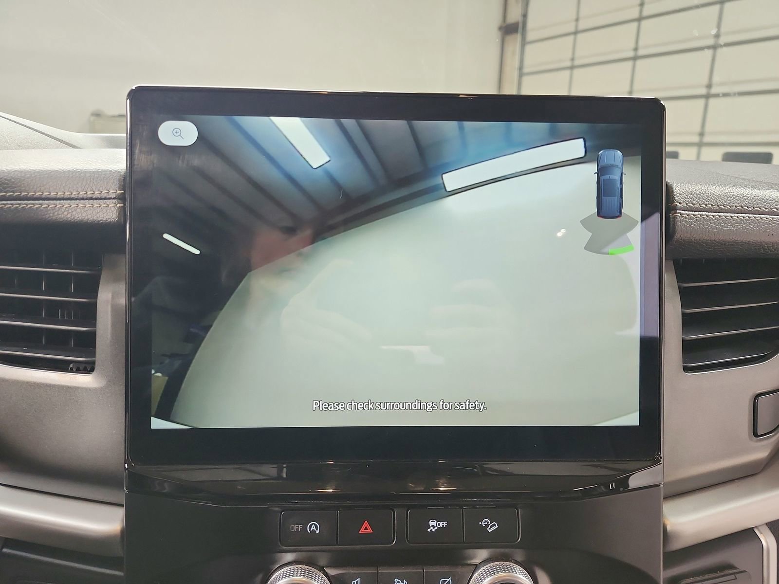 Used 2024 Ford Expedition XLT image 31