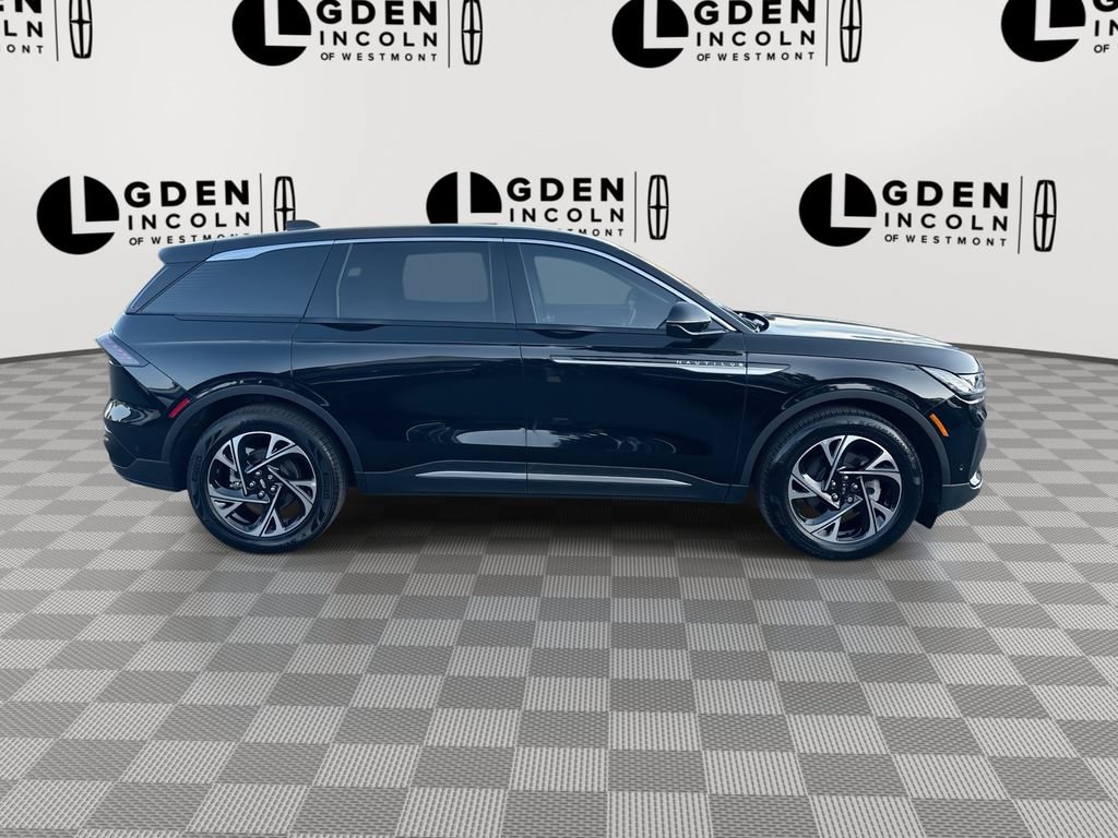 Used 2024 Lincoln Nautilus Premier w/ Equipment Group 102A AWD/4WD image 9