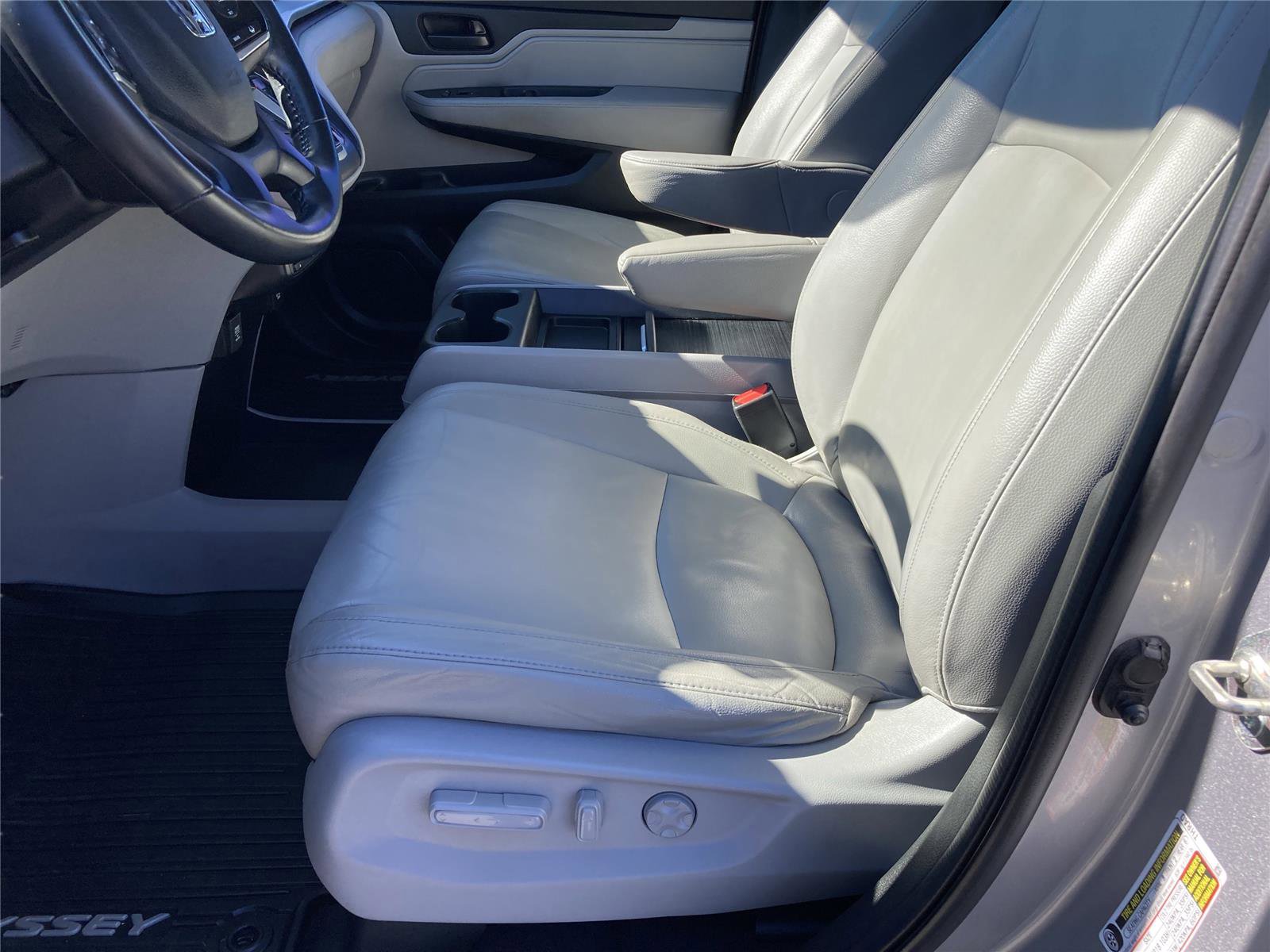 Used 2019 Honda Odyssey EX-L image 24