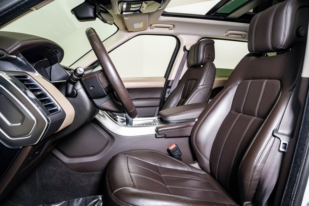 Used 2019 Land Rover Range Rover Sport HSE image 18