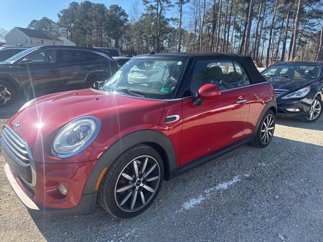 Used 2018 MINI Cooper Convertible image 4