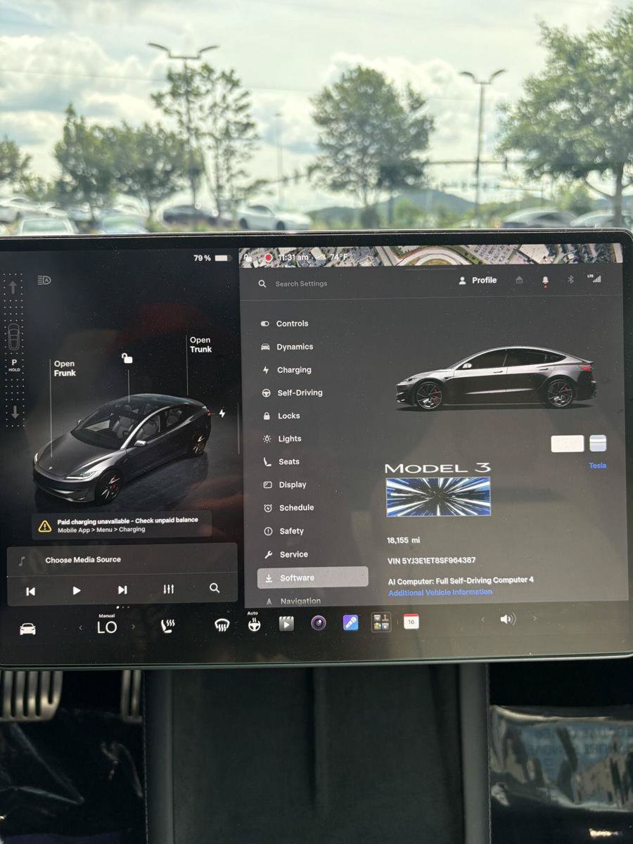 Used 2025 Tesla Model 3 Performance AWD/4WD image 24
