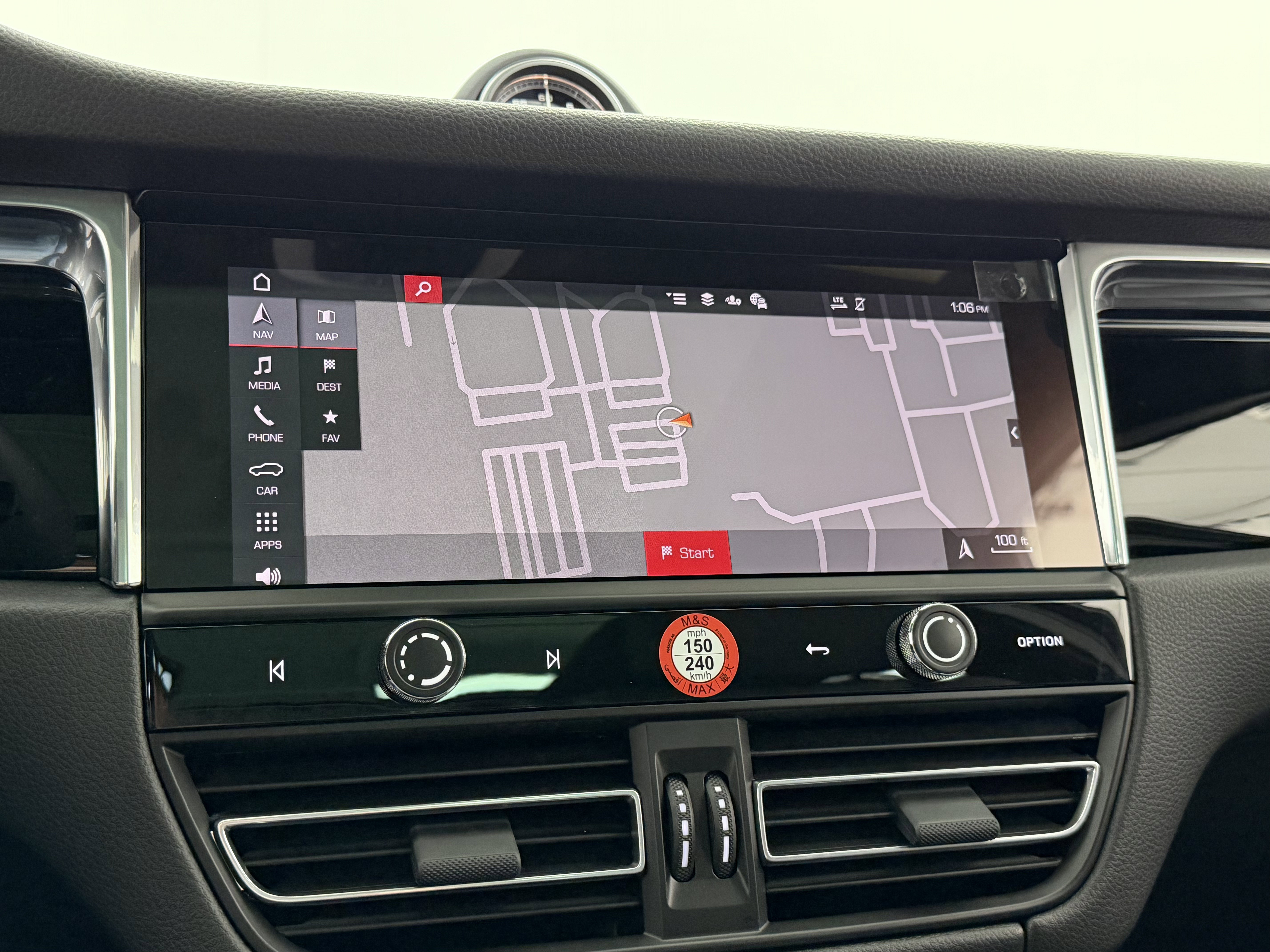 New 2026 Porsche Macan image 41