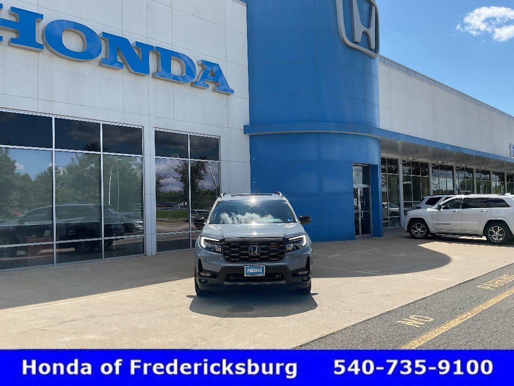 Used 2024 Honda Passport TrailSport image 8