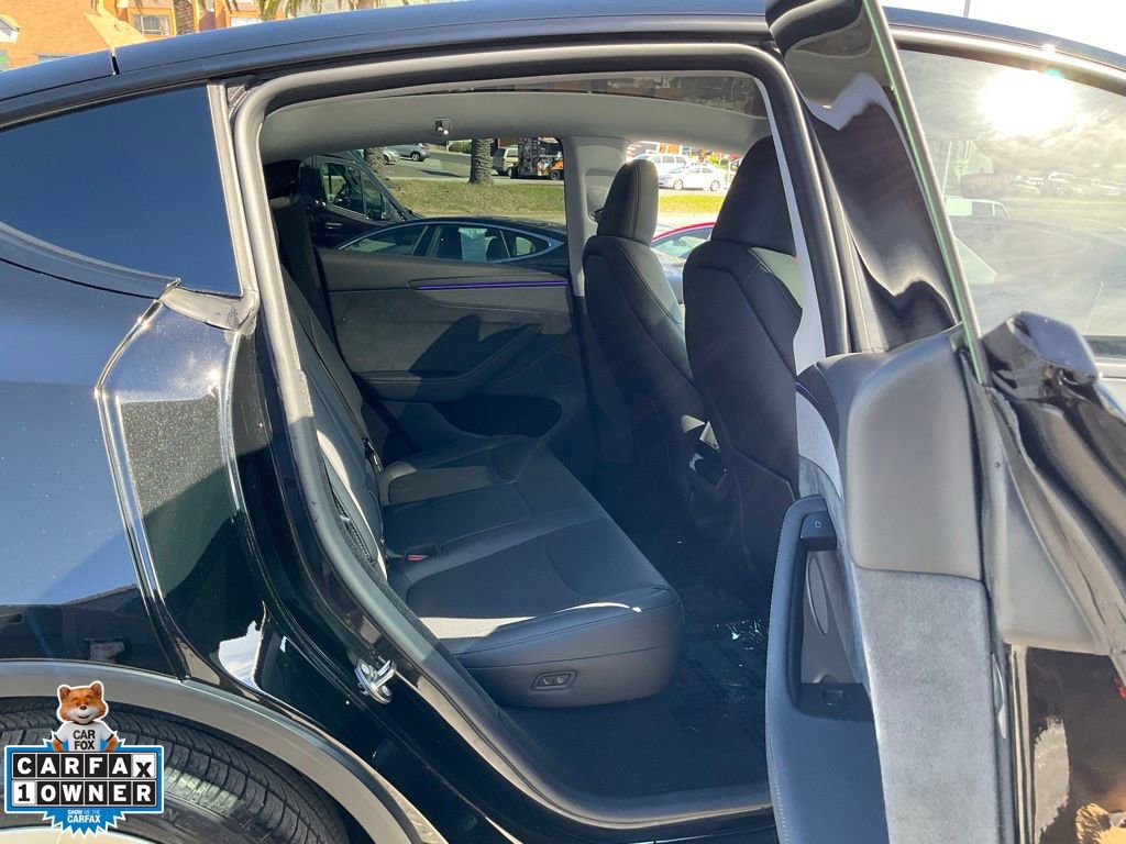 Used 2026 Tesla Model Y AWD image 51