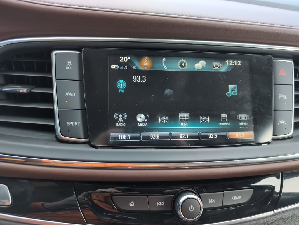 Used 2018 Buick Enclave Avenir w/ Avenir Technology Package image 24