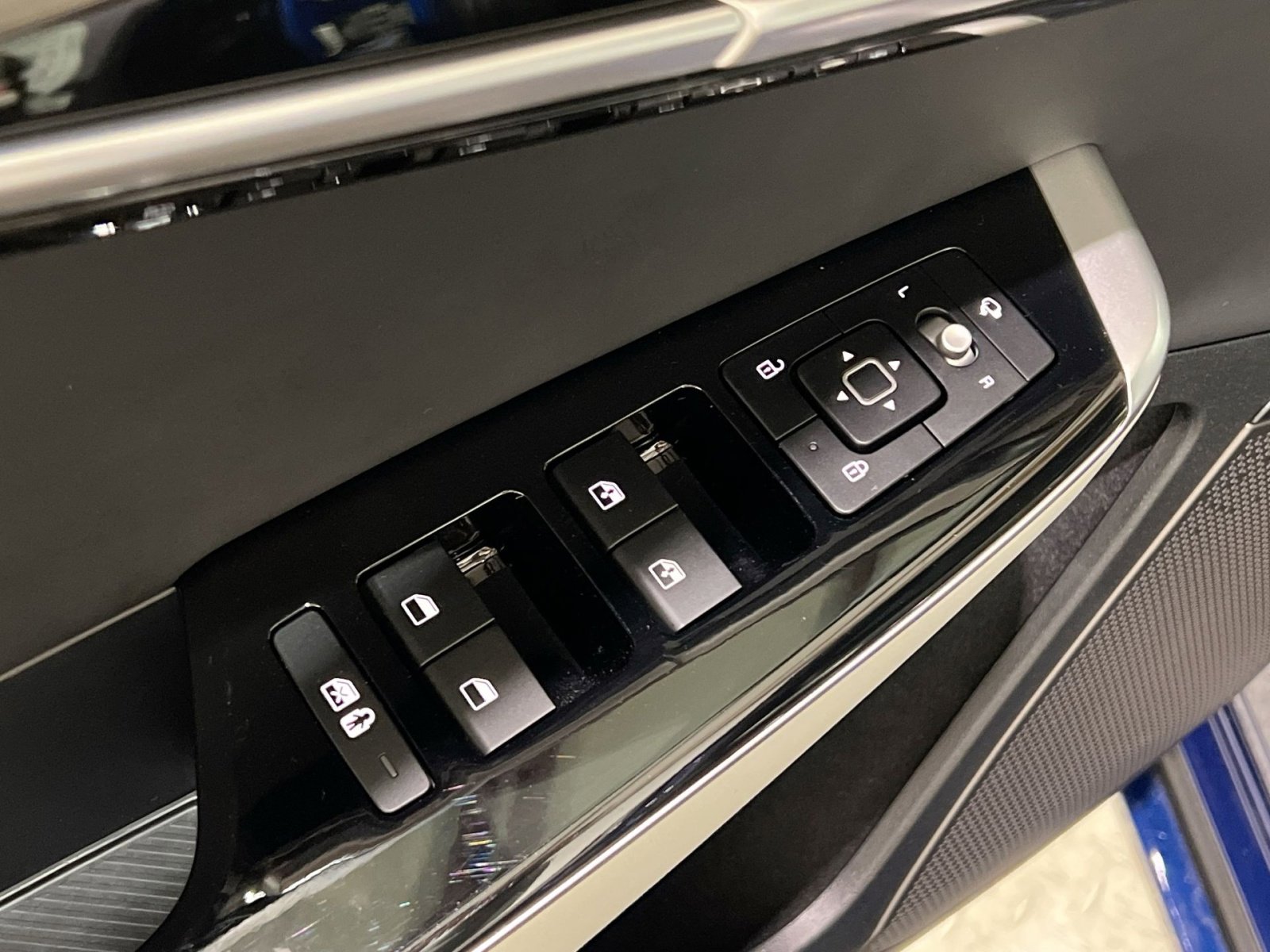 Used 2024 Kia EV6 GT-Line image 32