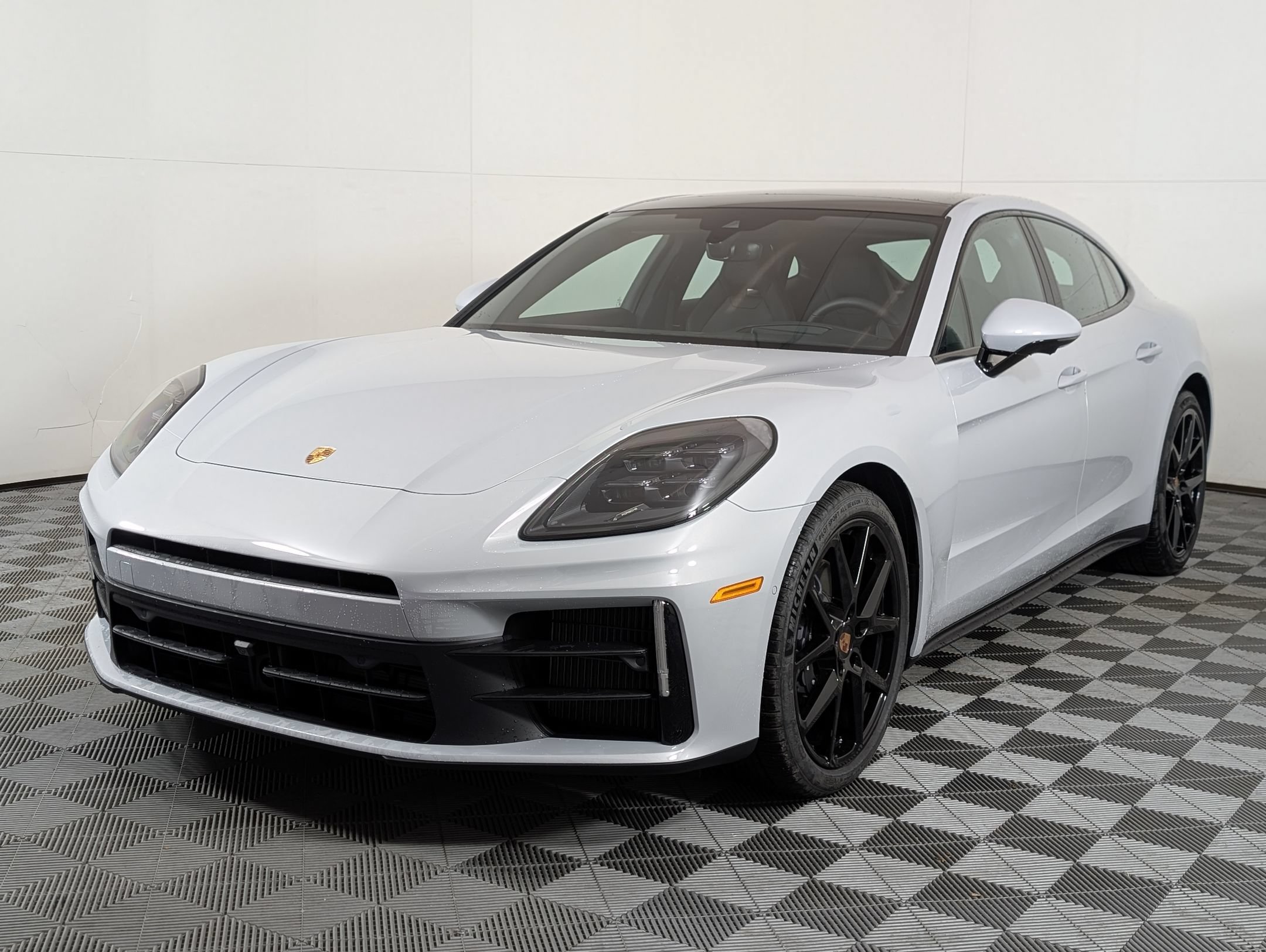 New 2026 Porsche Panamera 4