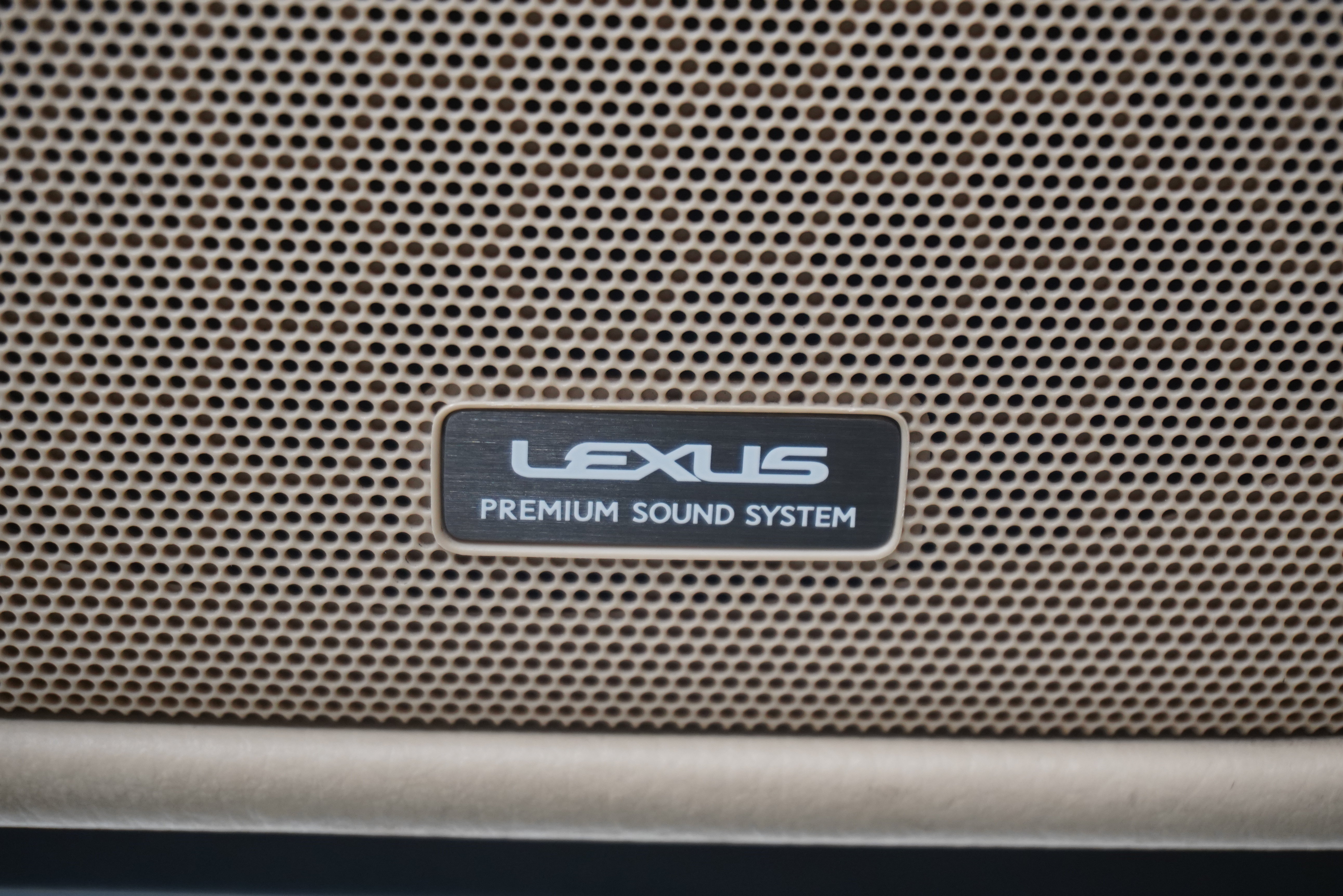 Used 2008 Lexus LS 460 w/ Comfort Pkg RWD image 14