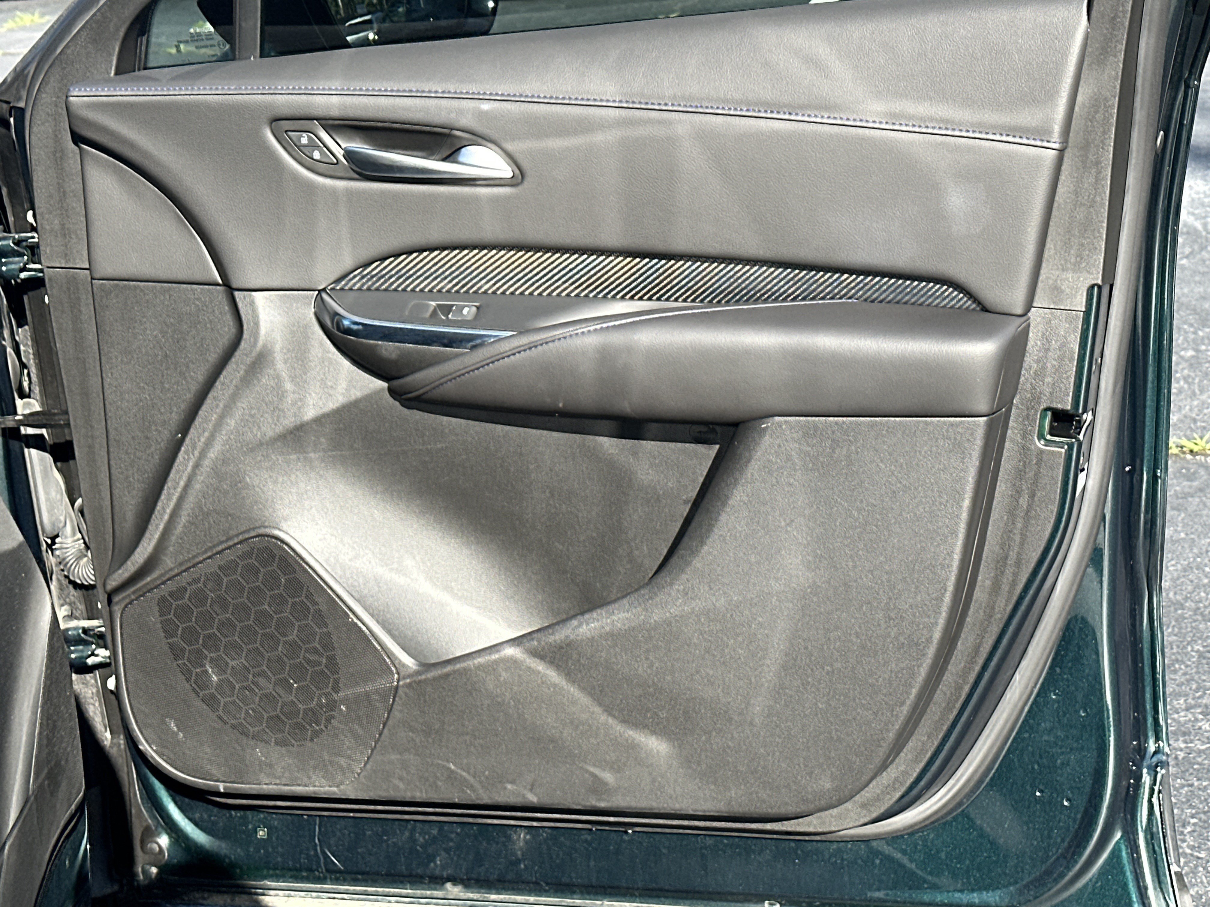 Used 2024 Cadillac XT4 Sport w/ Active Safety Package AWD/4WD image 15