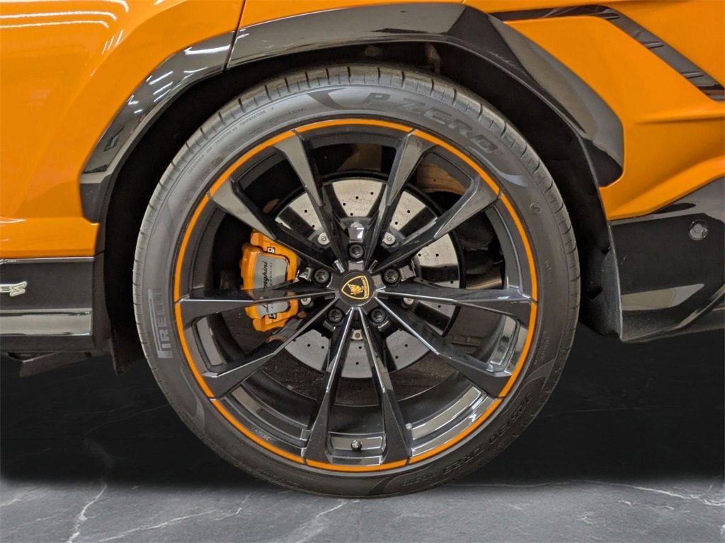Used 2024 Lamborghini Urus S image 38