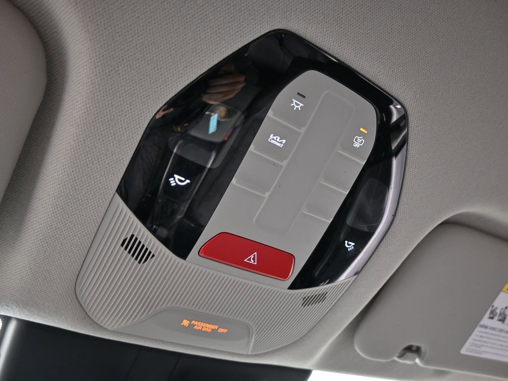 Used 2025 Kia K4 LX image 19