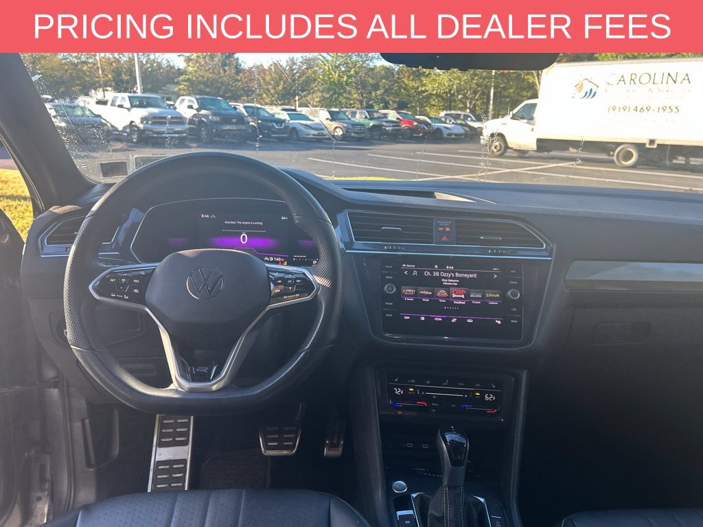 Used 2022 Volkswagen Tiguan SE R-Line AWD/4WD image 2