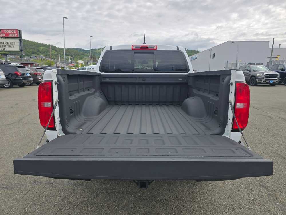 Used 2017 Chevrolet Colorado LT w/ LT Convenience Package AWD/4WD image 19