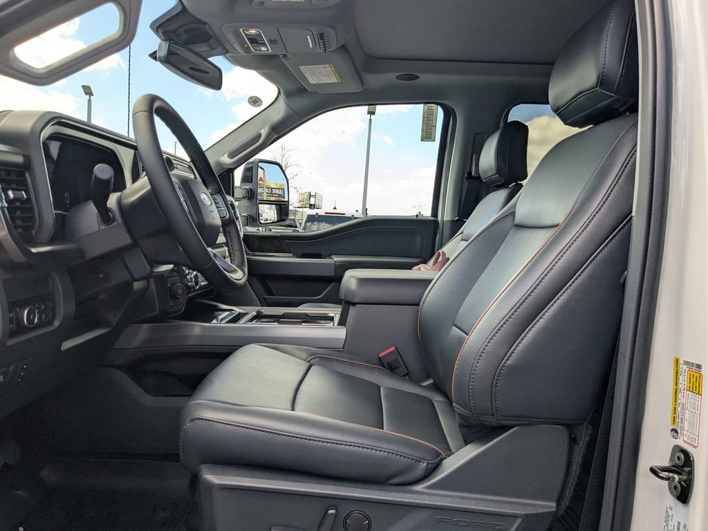New 2026 Ford F250 Lariat w/ Black Appearance Package image 15