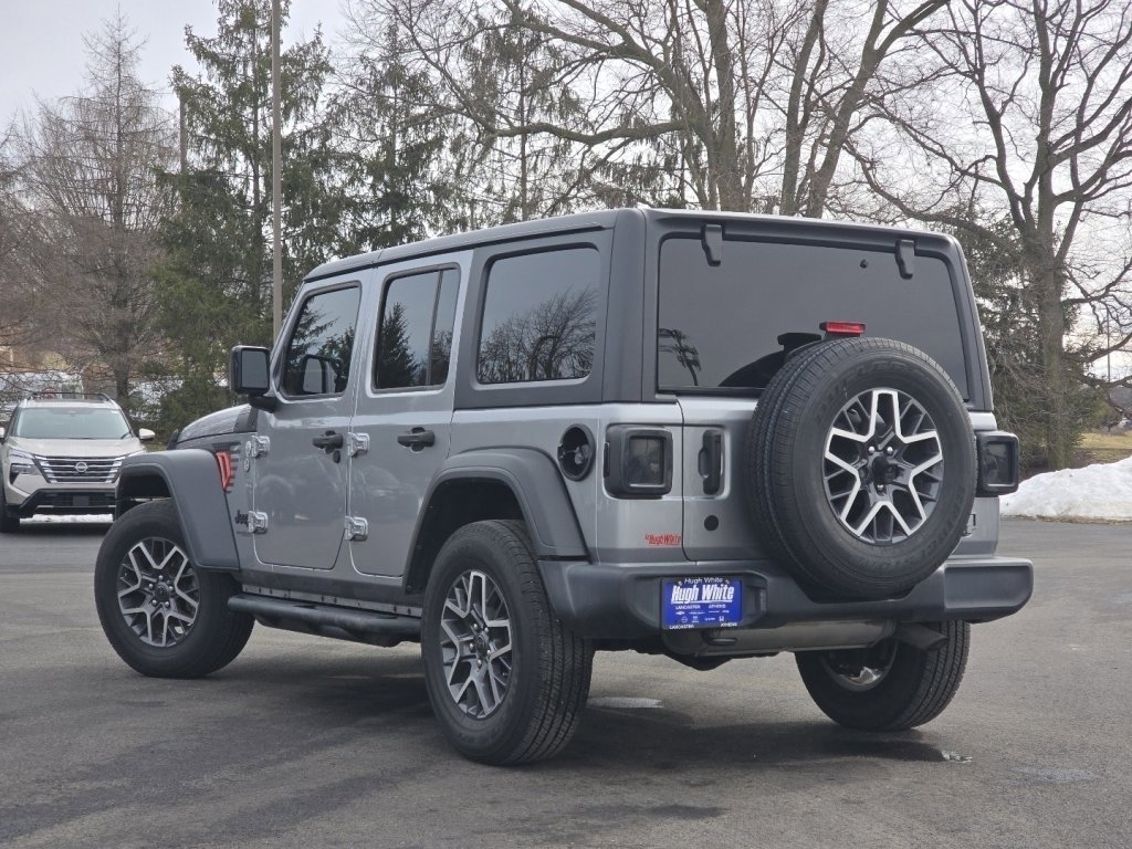 Used 2019 Jeep Wrangler Unlimited Sport image 9