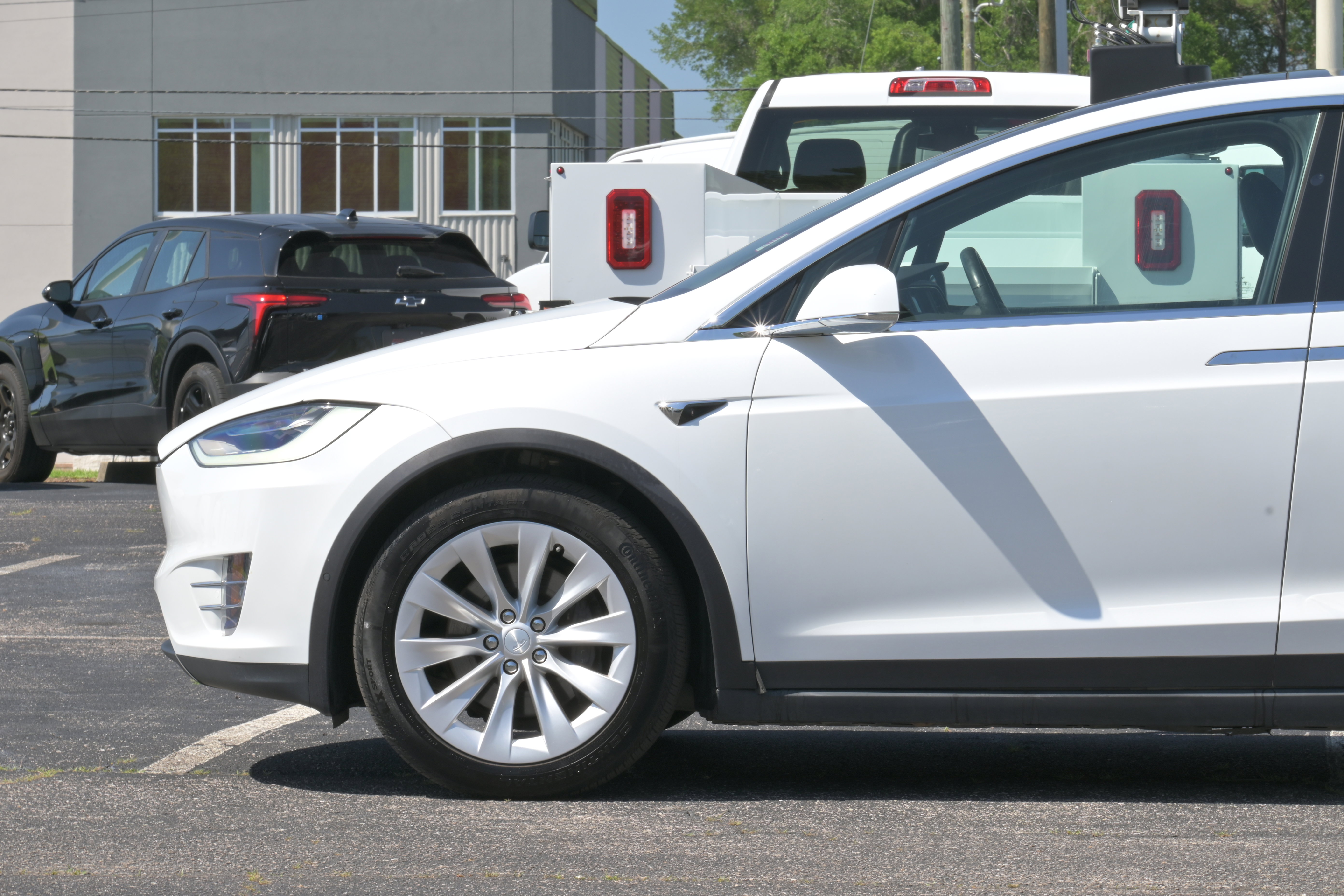 Used 2020 Tesla Model X Long Range AWD/4WD image 5