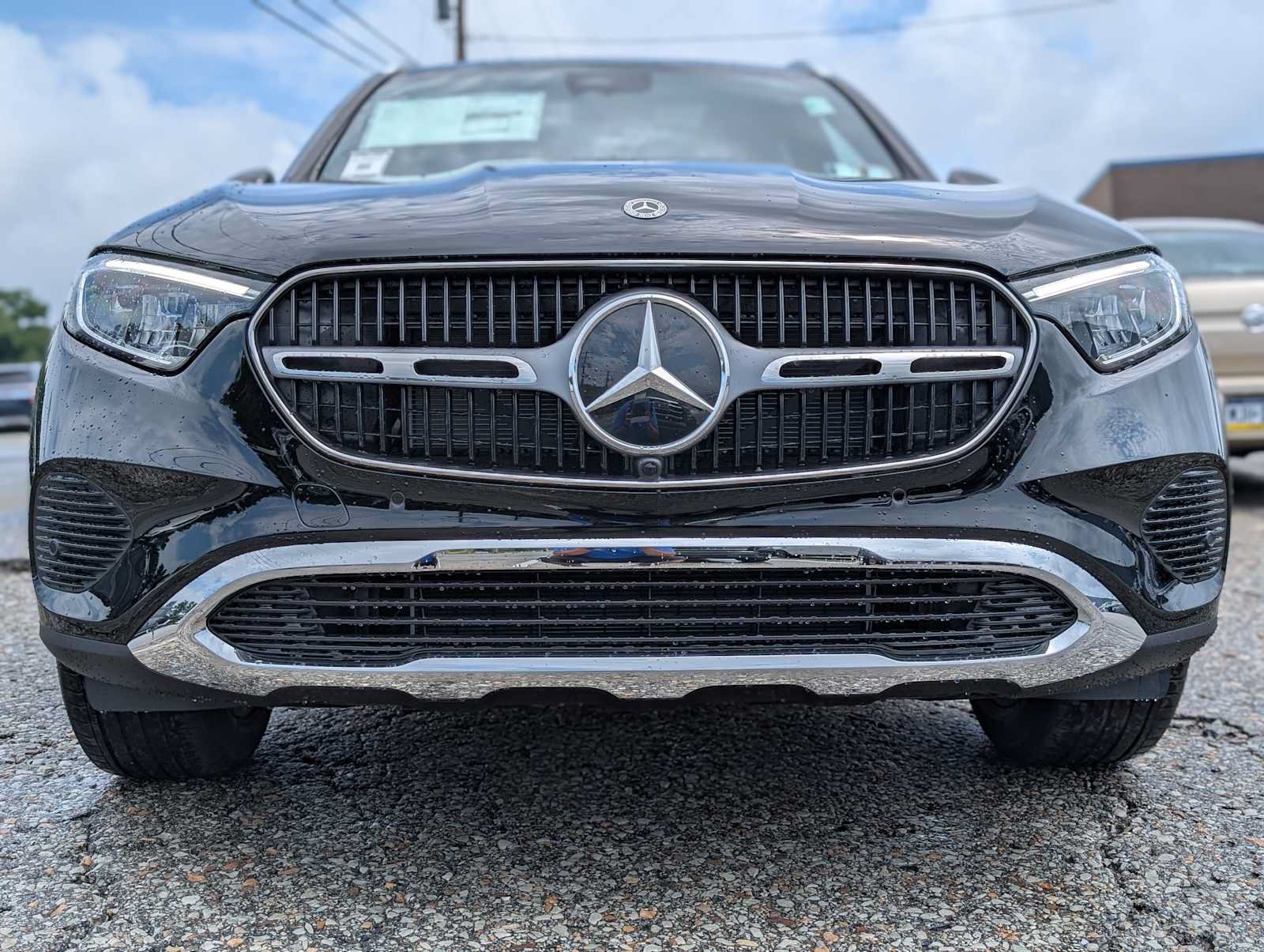 New 2026 Mercedes-Benz GLC 300 4MATIC image 2
