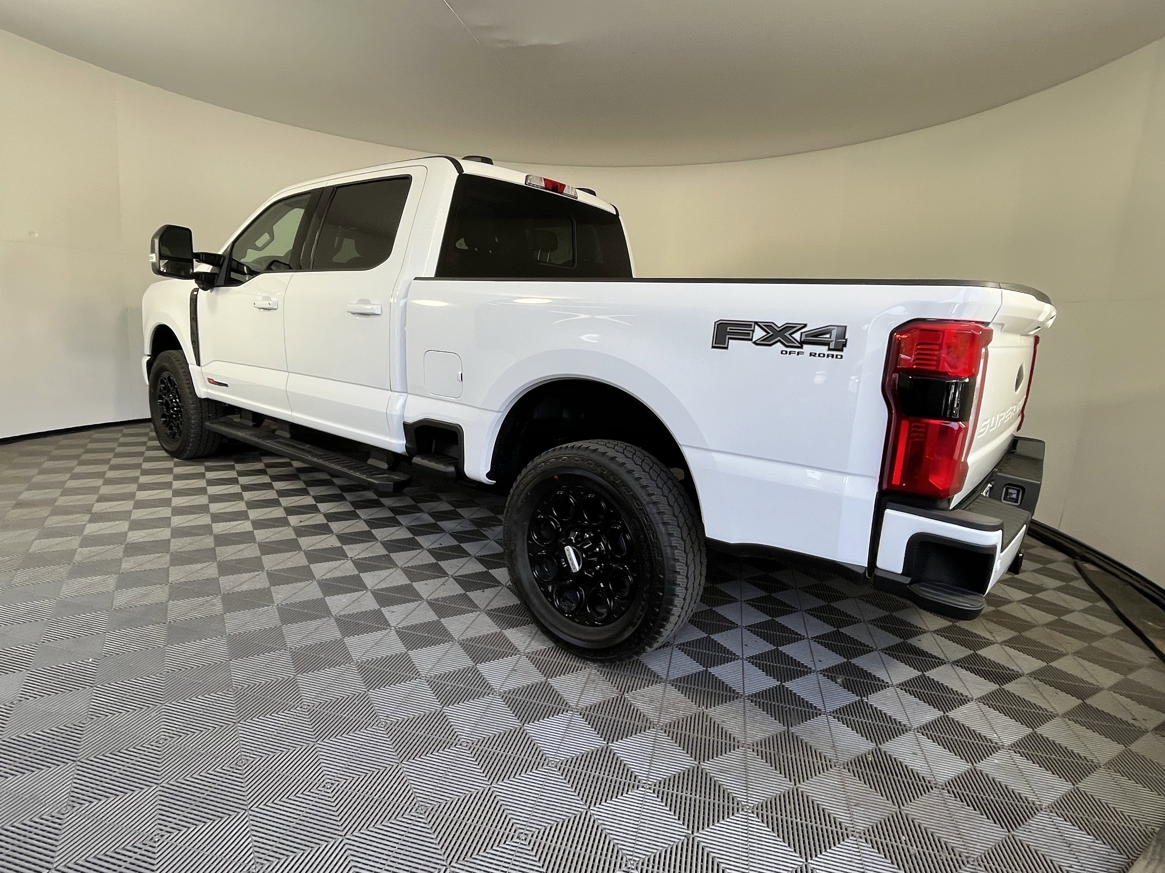 New 2026 Ford F350 XLT AWD/4WD image 3