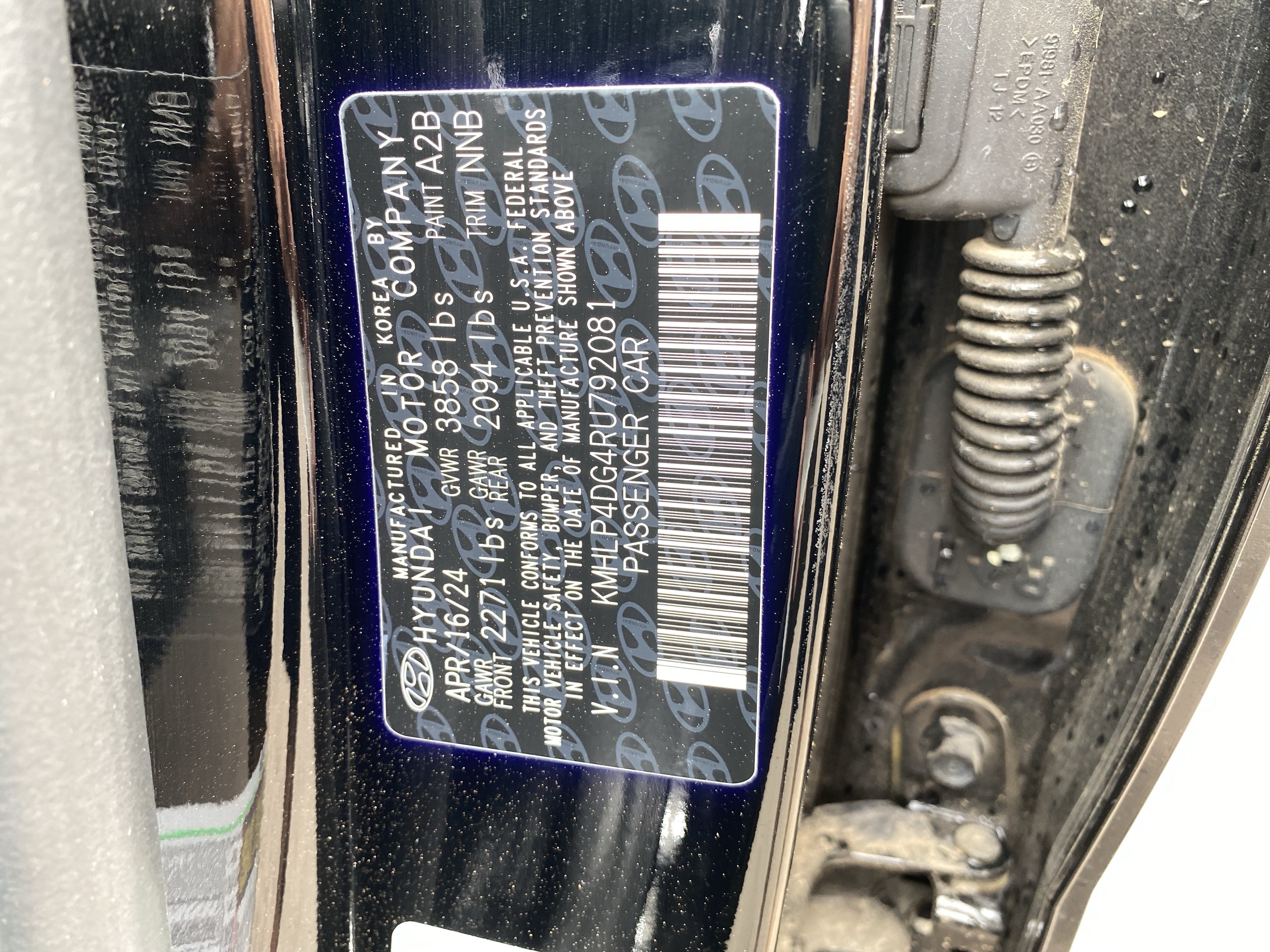 Certified 2024 Hyundai Elantra Limited FWD image 32