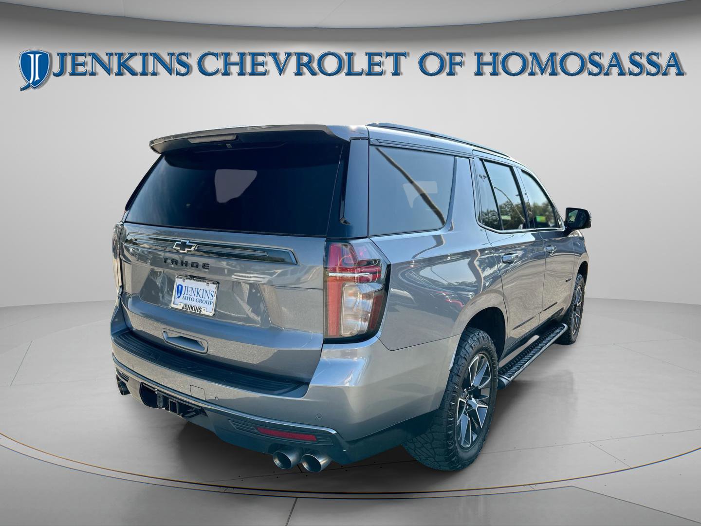 Used 2022 Chevrolet Tahoe Z71 w/ Off-Road Capability Package image 2