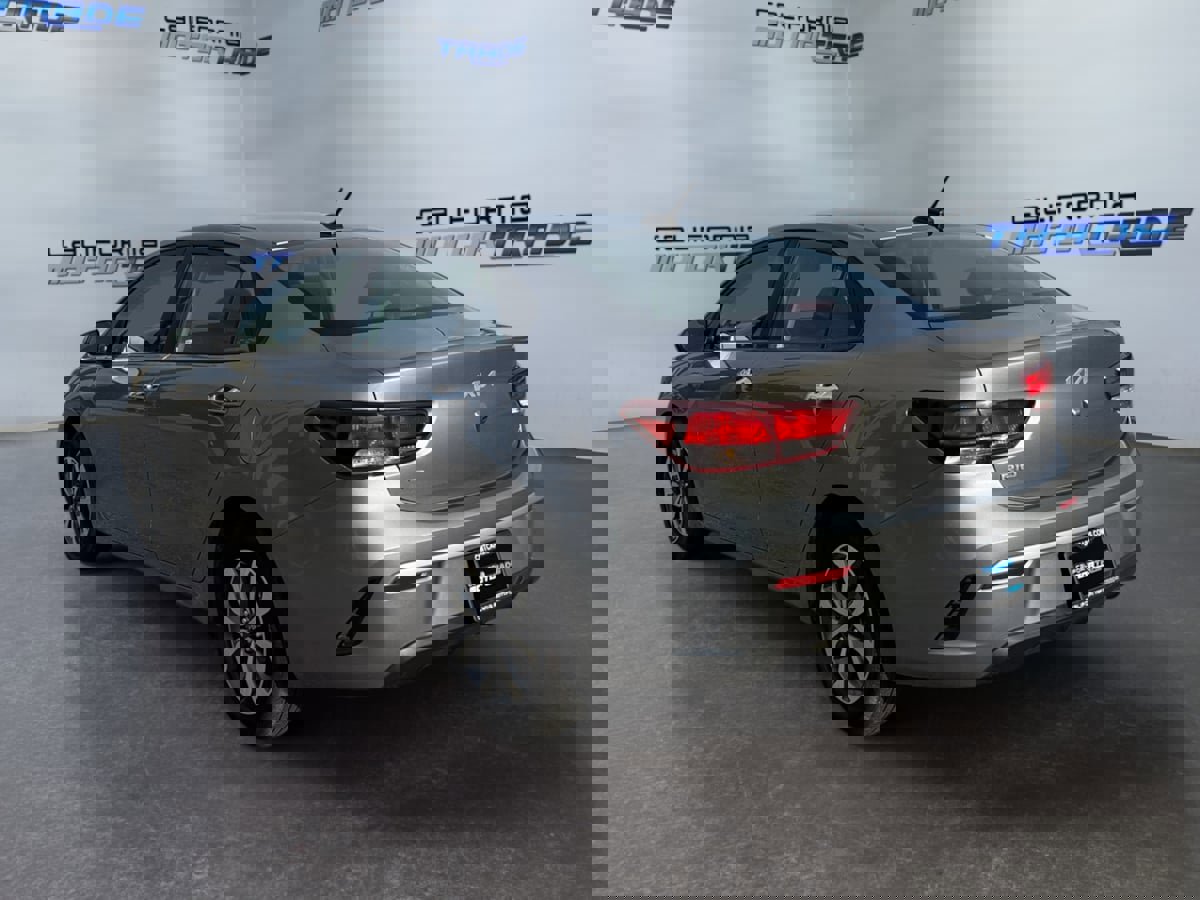 Used 2023 Kia Rio S w/ Technology Package image 7