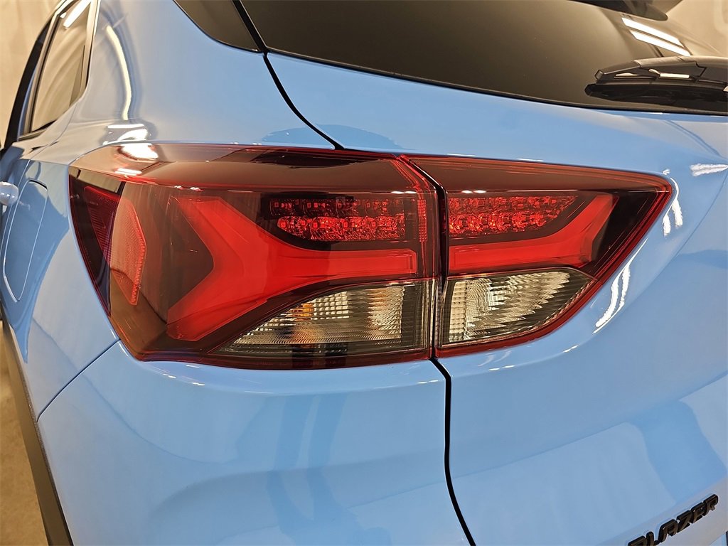 Certified 2023 Chevrolet TrailBlazer RS w/ Sun and Liftgate Package image 42