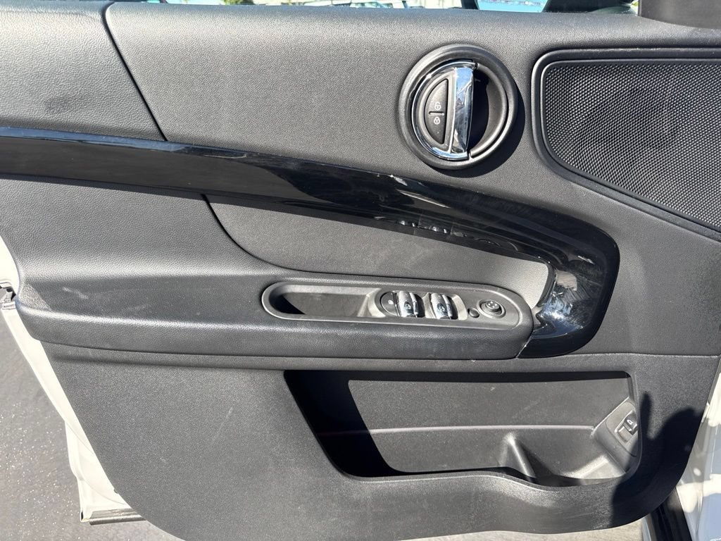 Used 2023 MINI Cooper Countryman S FWD image 17