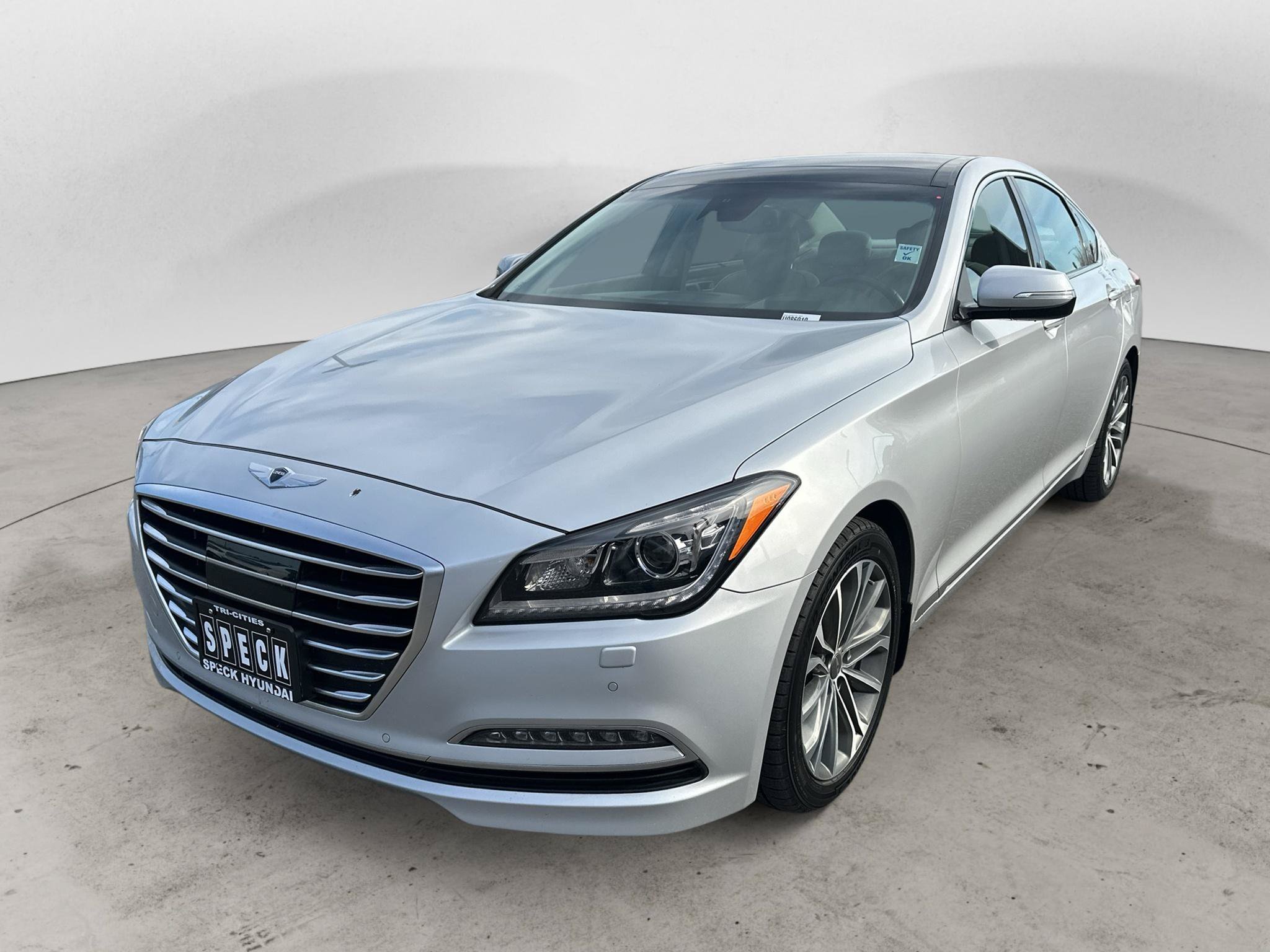 Used 2015 Hyundai Genesis 3.8 w/ Option Group 04