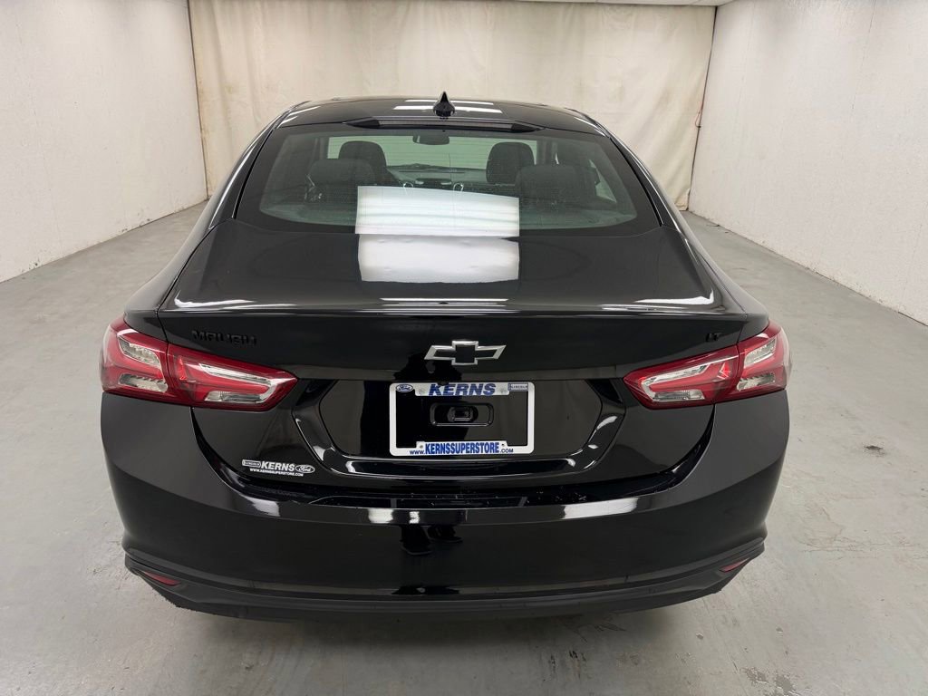 Used 2019 Chevrolet Malibu LT FWD image 3
