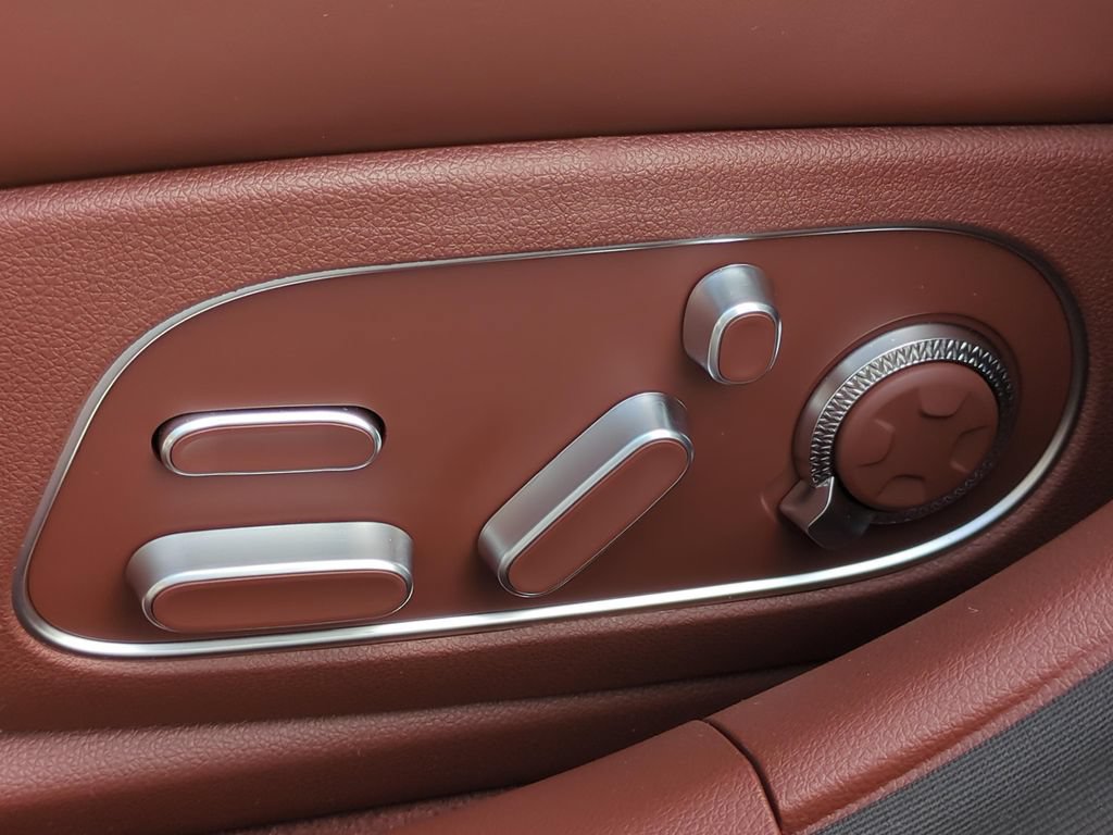 New 2026 Genesis G90 3.5T AWD/4WD image 14
