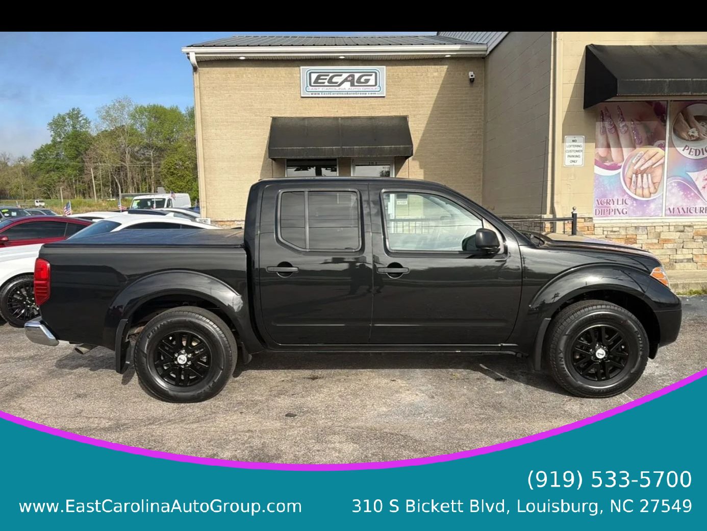 Used 2019 Nissan Frontier SV image 1