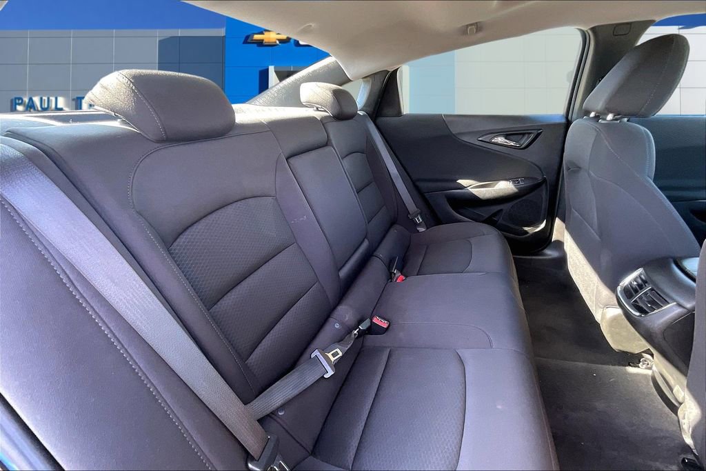 Used 2024 Chevrolet Malibu LT image 25