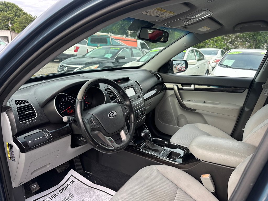 Used 2015 Kia Sorento LX FWD image 7