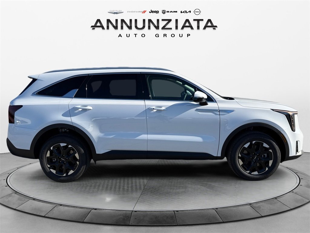 New 2026 Kia Sorento S image 6