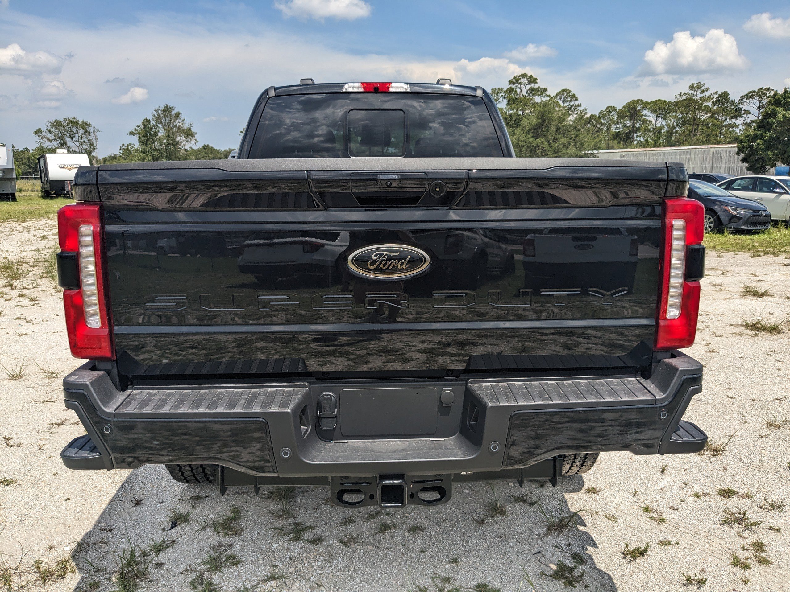 New 2025 Ford F250 Lariat w/ Lariat Ultimate Package image 6